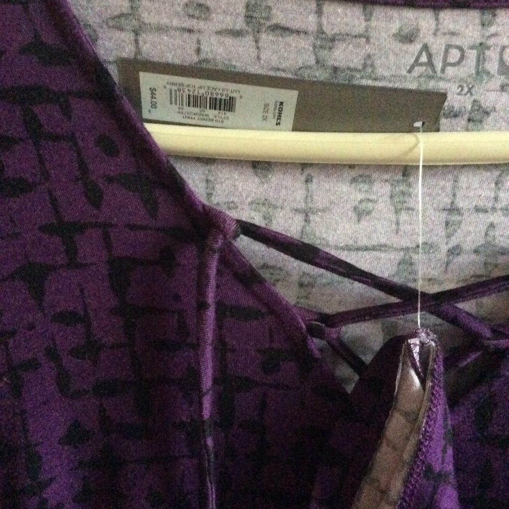New with tags Apt. 9 2x top with tie close - Picture 4 of 5